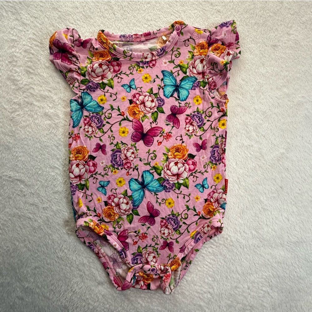 Easweet Pink Butterfly Flower Print Bamboo Baby Romper Sleeper-Size 12-18 Months